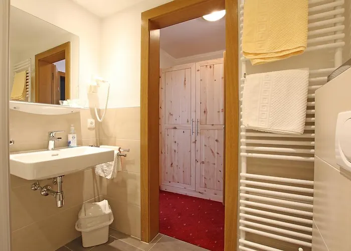 福克斯膳食公寓 3*